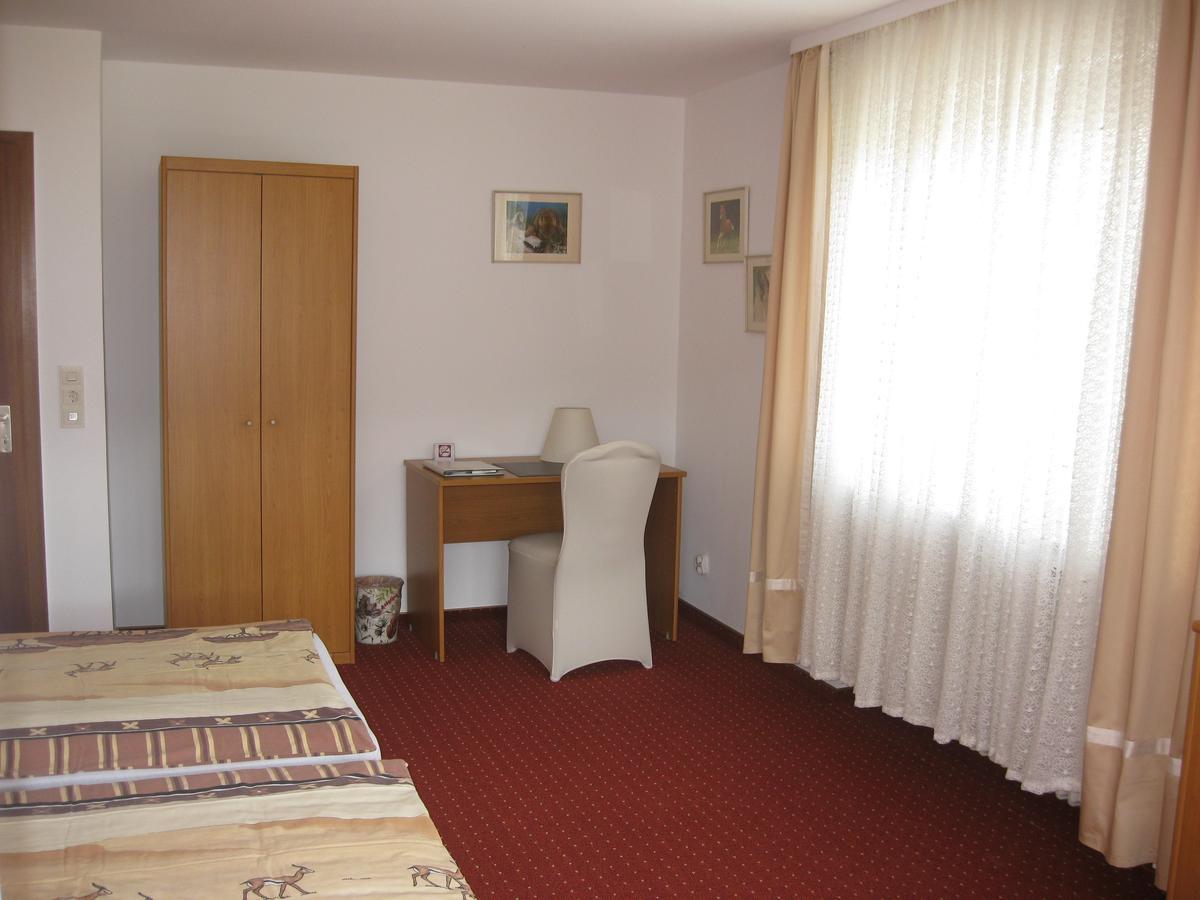 Jagdhaus Weber Hotell Herscheid Rum bild